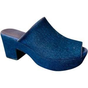 NEW CHOCOLAT BLU women's gwyn platform mules in denim linen